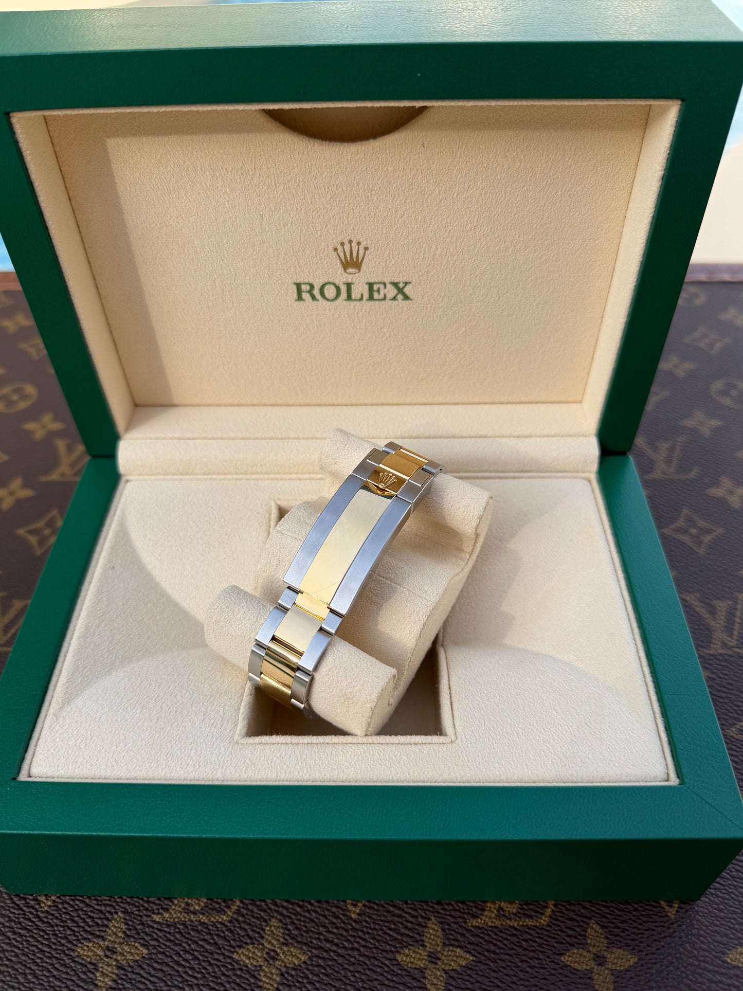 Rolex Submariner Used 2020+ 41mm 126613LB Steel/Gold