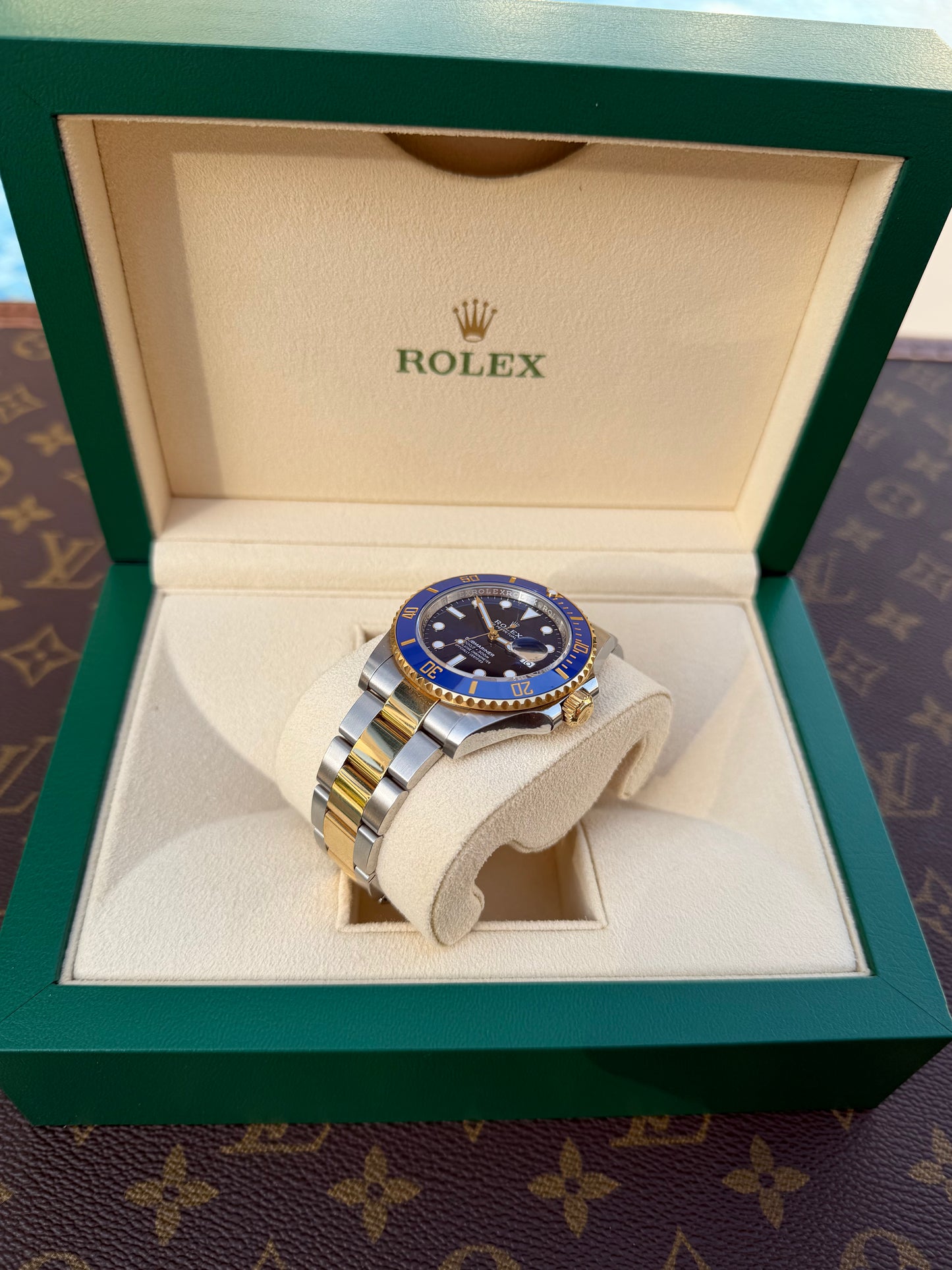 Rolex Submariner Used 2020+ 41mm 126613LB Steel/Gold