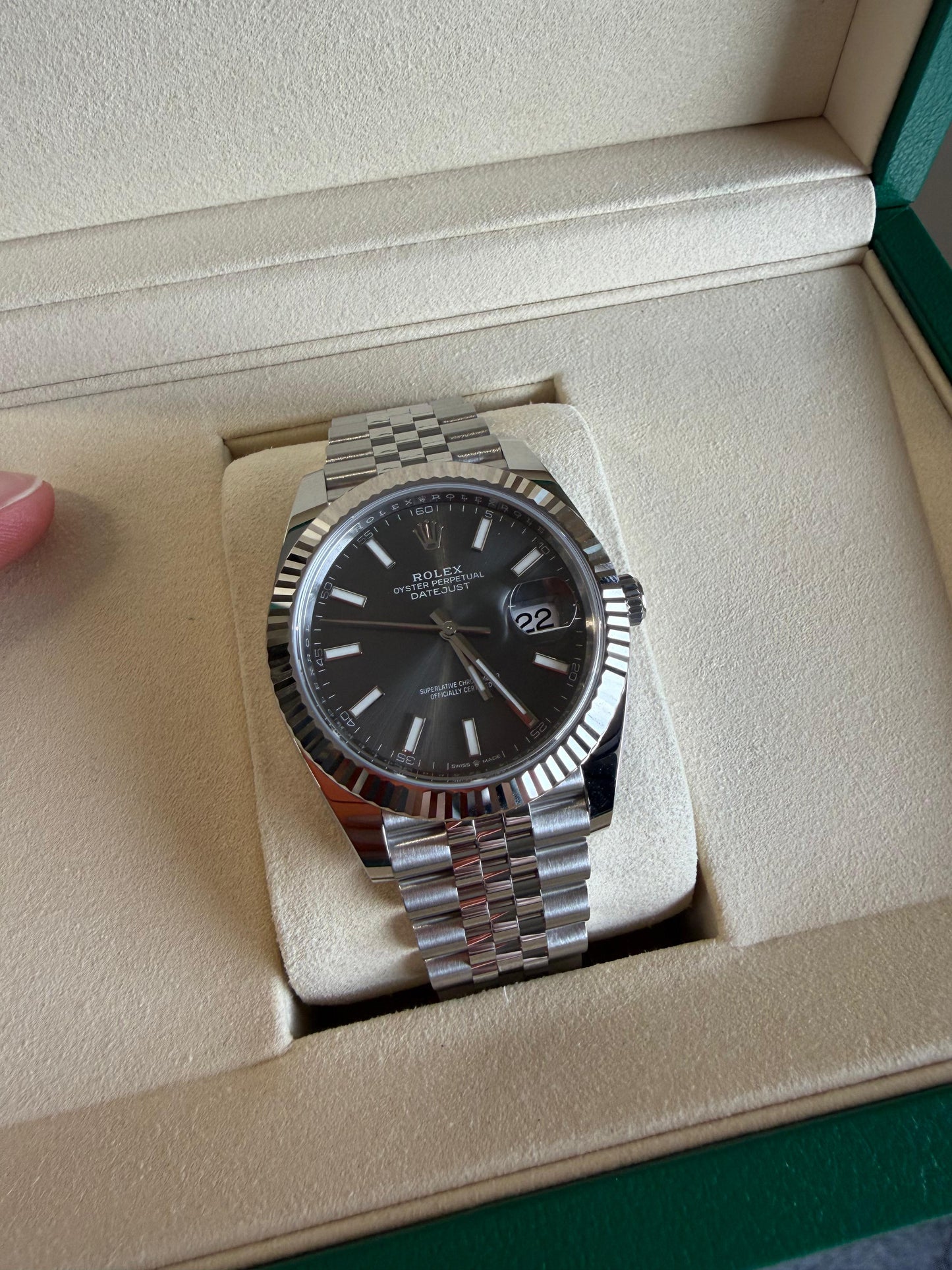 Rolex Datejust 2026 Brand New 41mm Grey Dial Ref: 126334

With Box And Paper