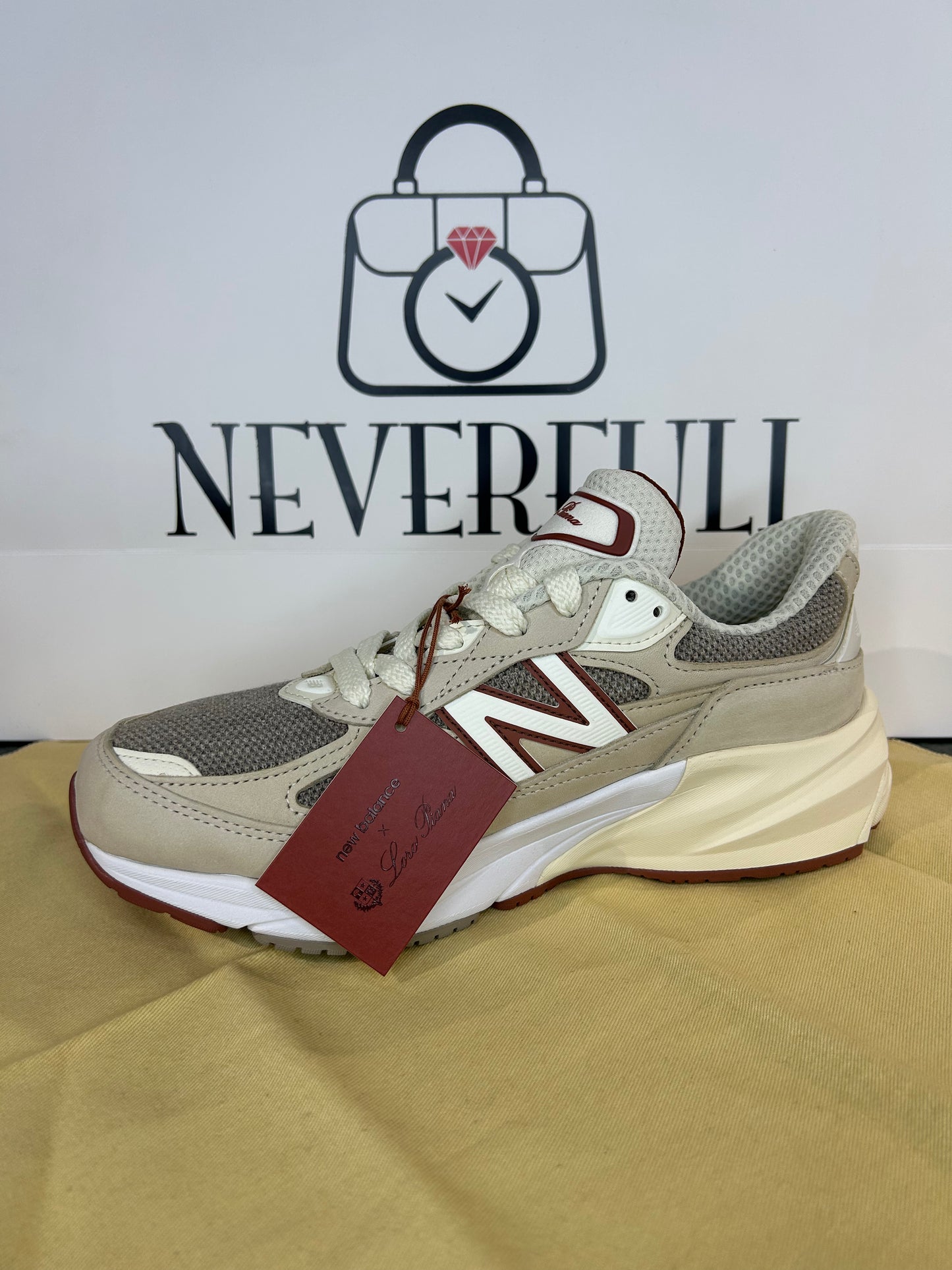 Loro Piana x New Balance 38.5 EU 06US