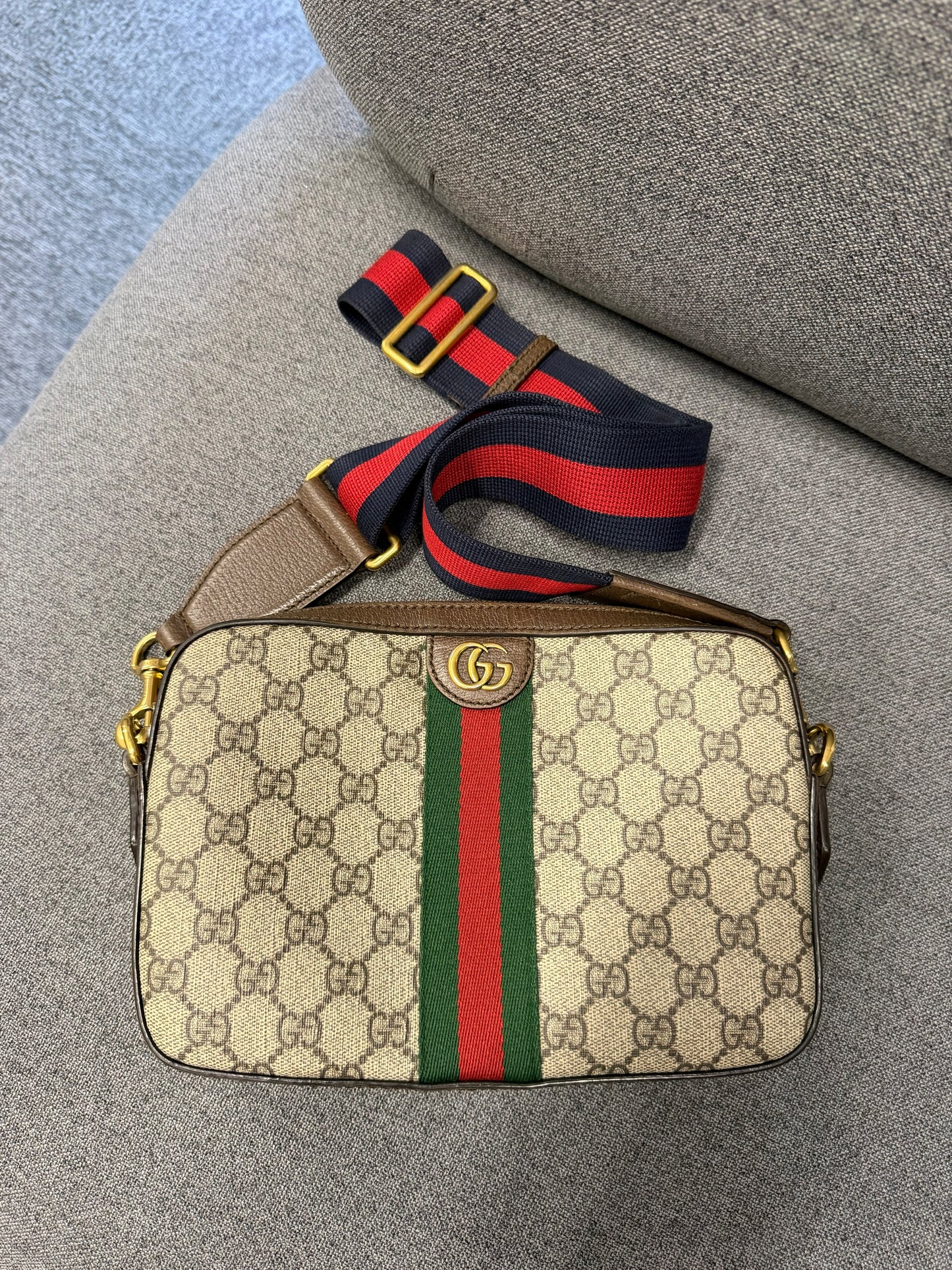 Gucci Ophidia GG Crossbody Bag Pre-Owned